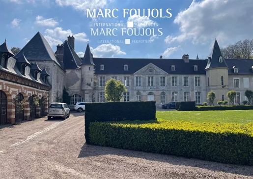Classified 'Mh' Château Bouquelon, 19 rooms, 1400 m2