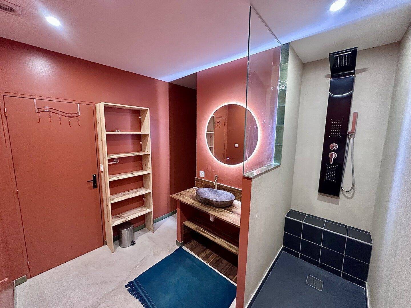 Appartement à louer, 75m², Nîmes