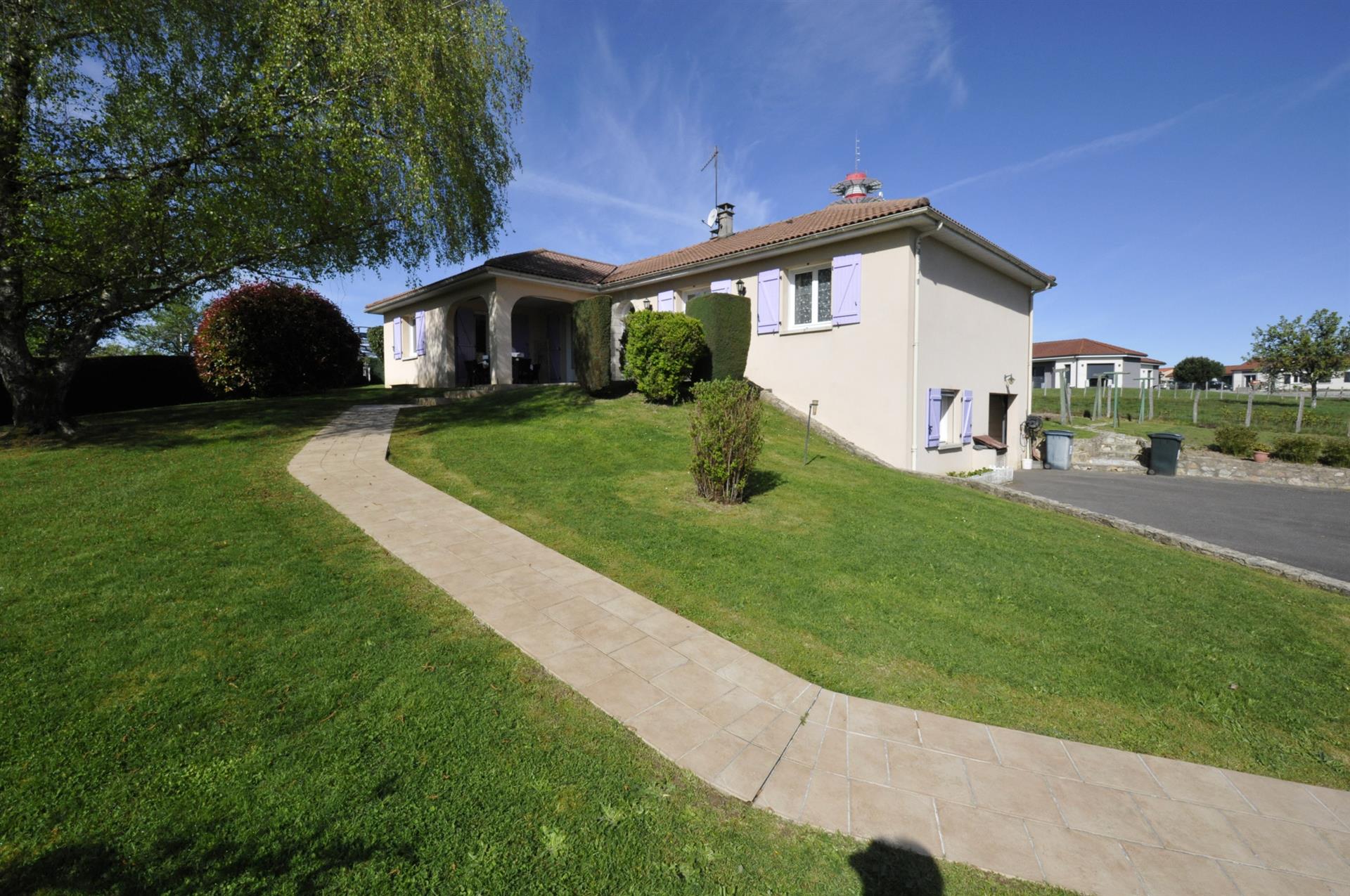Maison à vendre, 138m², Boisseuil