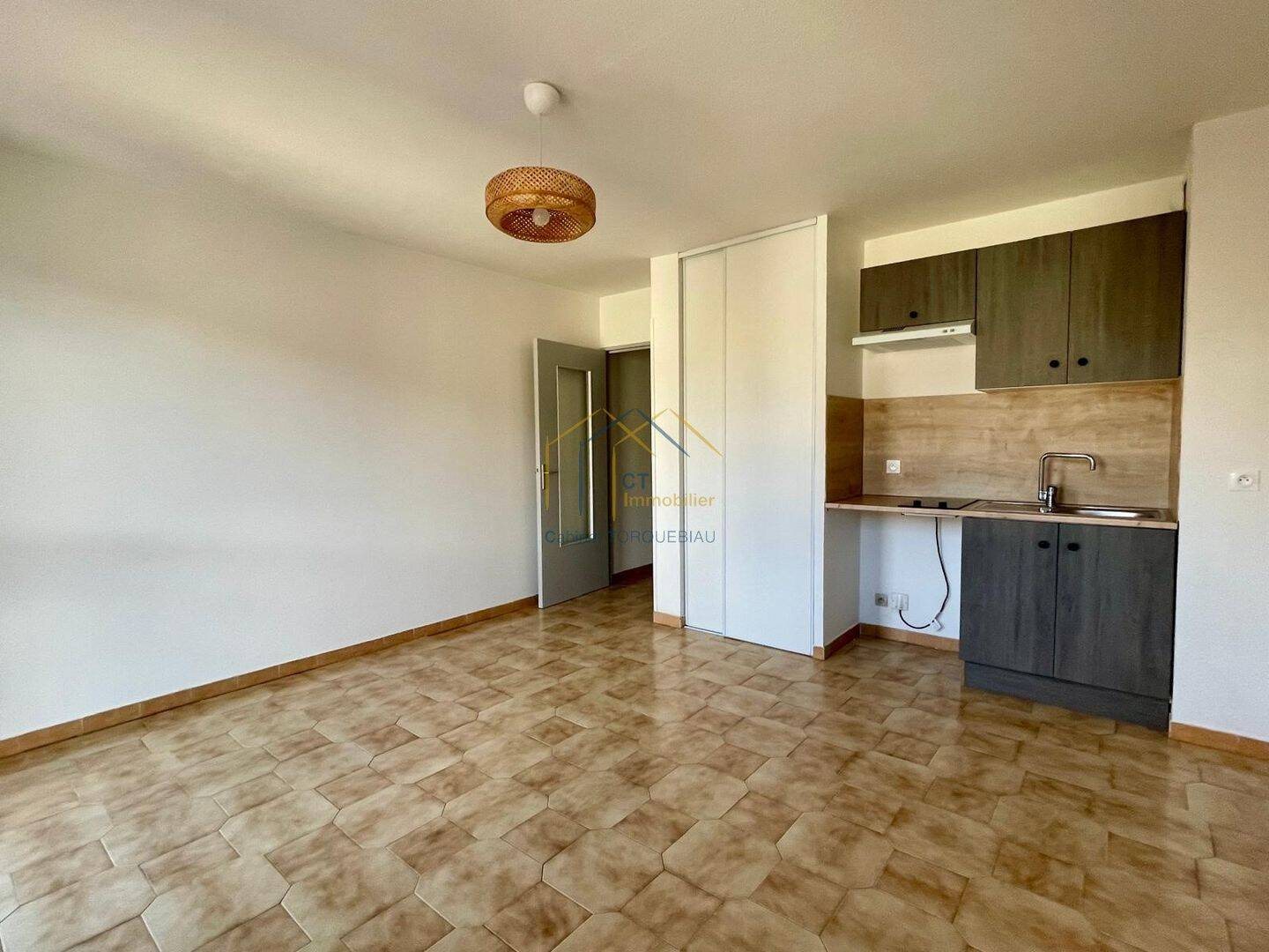 Appartement à louer, 23m², Clermont-l'Hérault