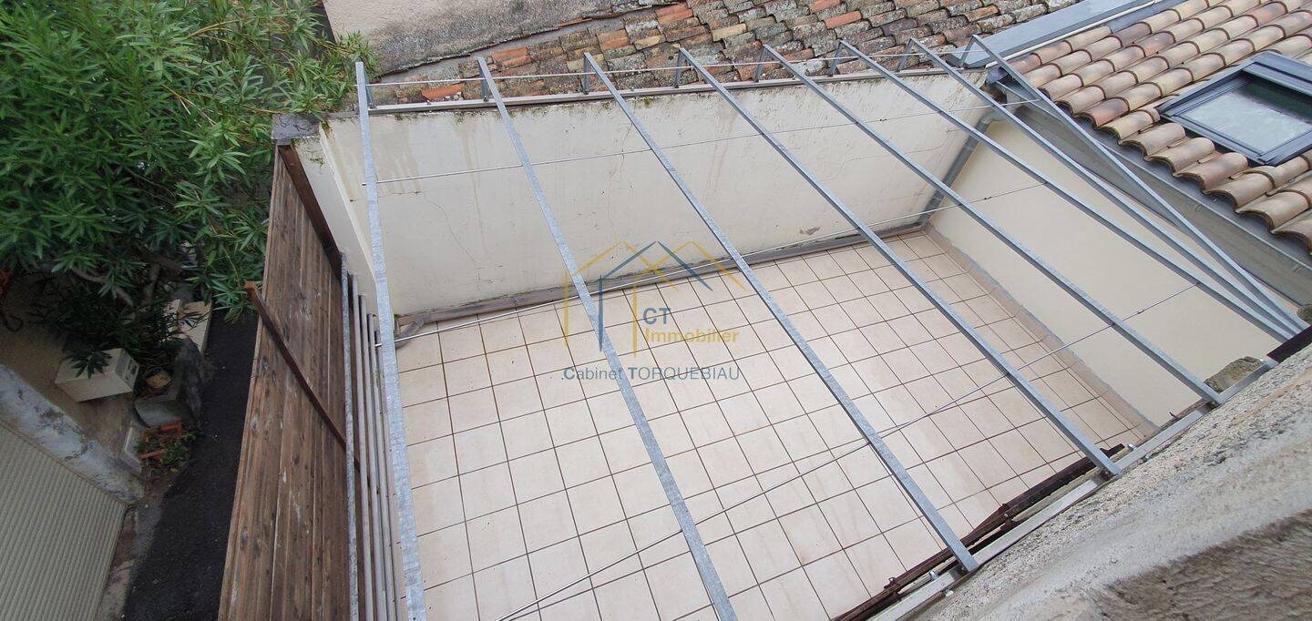 Appartement à louer, 67m², Montpeyroux