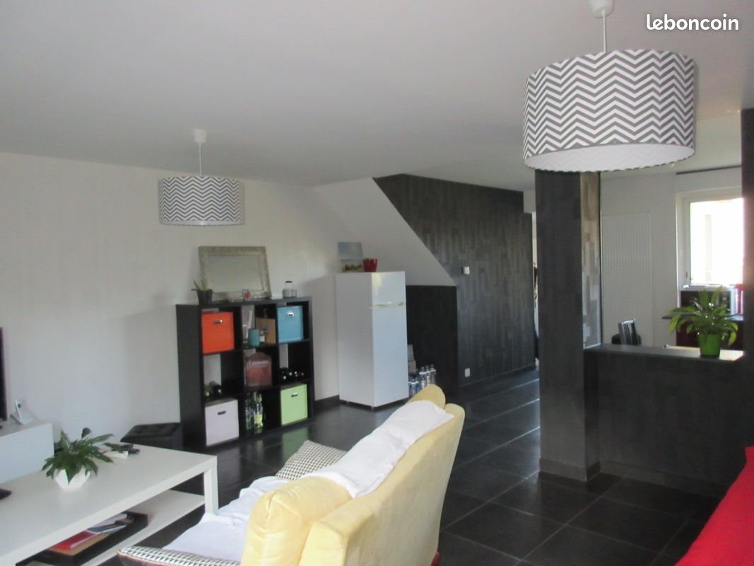 Maison à louer, 80m², Fougères