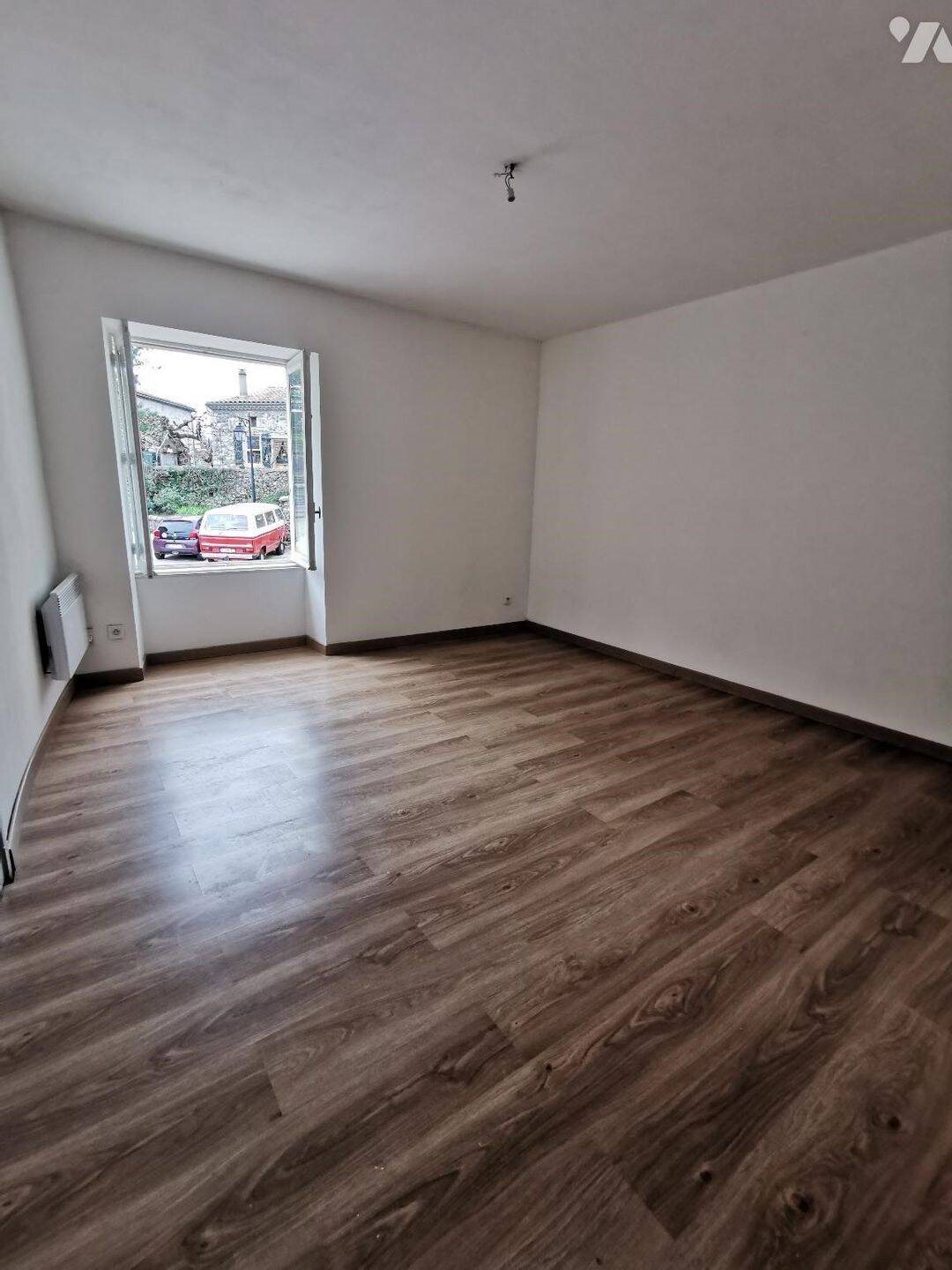 Maison à louer, 52m², Lavilledieu