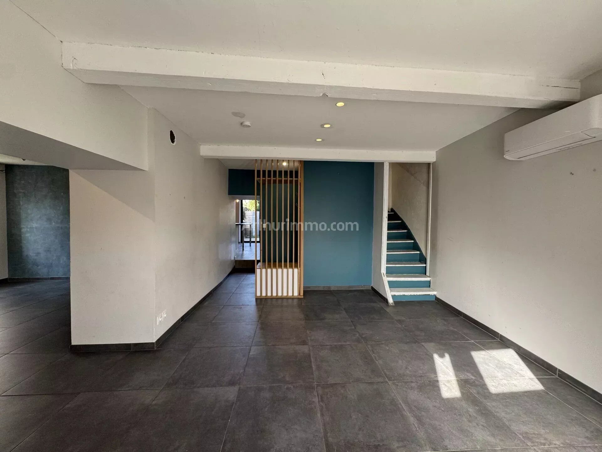 Maison à louer, 155m², La Bâtie-Montgascon