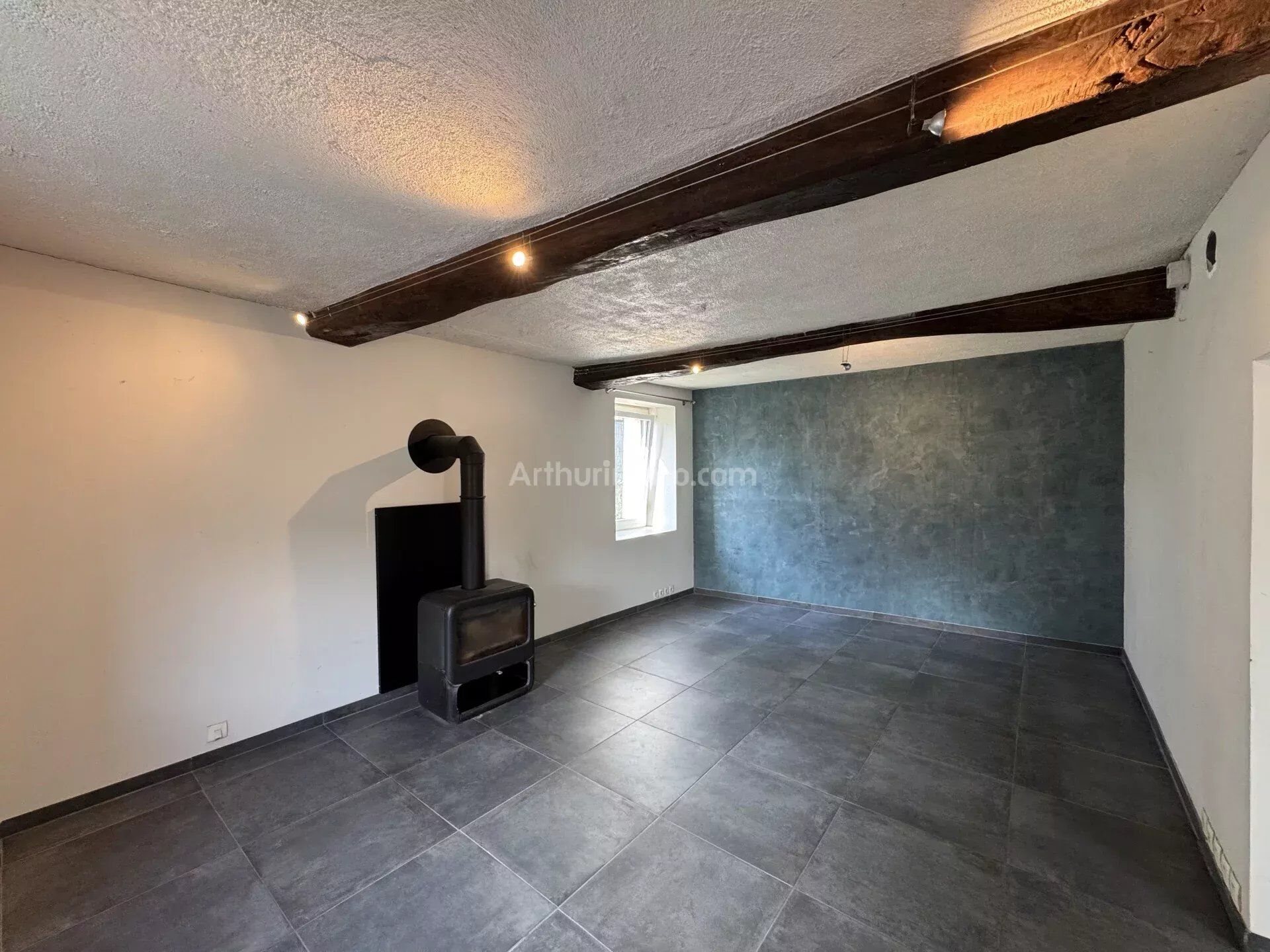 Maison à louer, 155m², La Bâtie-Montgascon