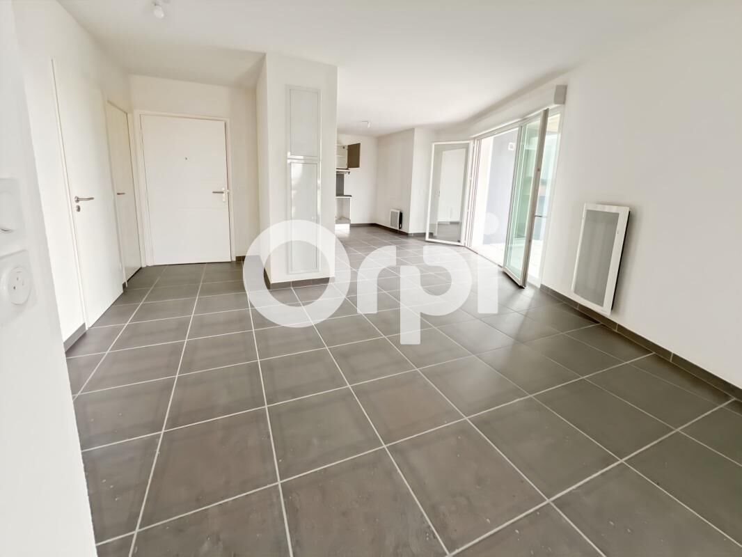Appartement à louer, 64m², Gigean