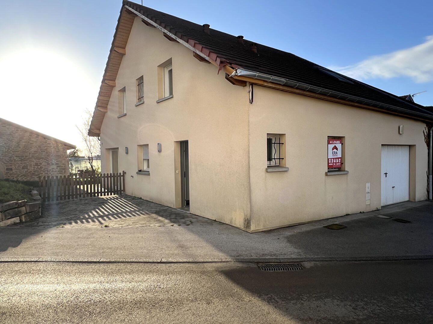 Maison à louer, 115m², Pouilley-Français