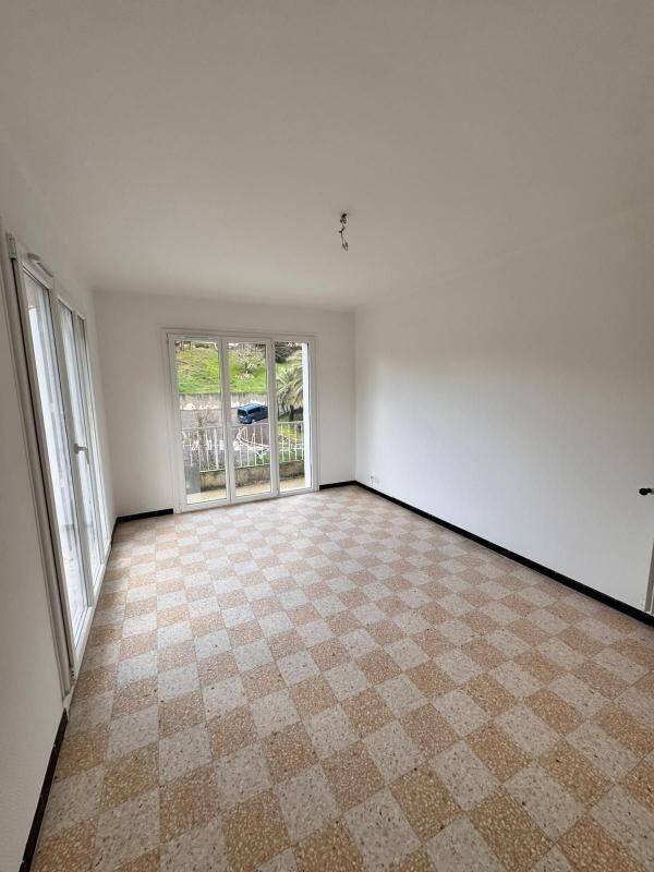 Appartement à louer, 61m², Nice