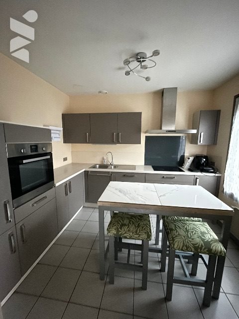 Maison à vendre, 77m², Givet