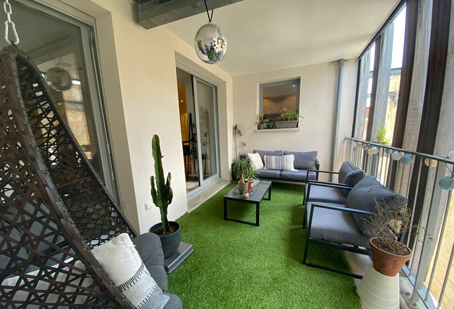 Appartement à louer, 70m², Bordeaux