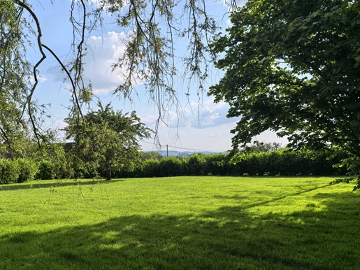 Gerenoveerde boerderij met prachtig uitzicht