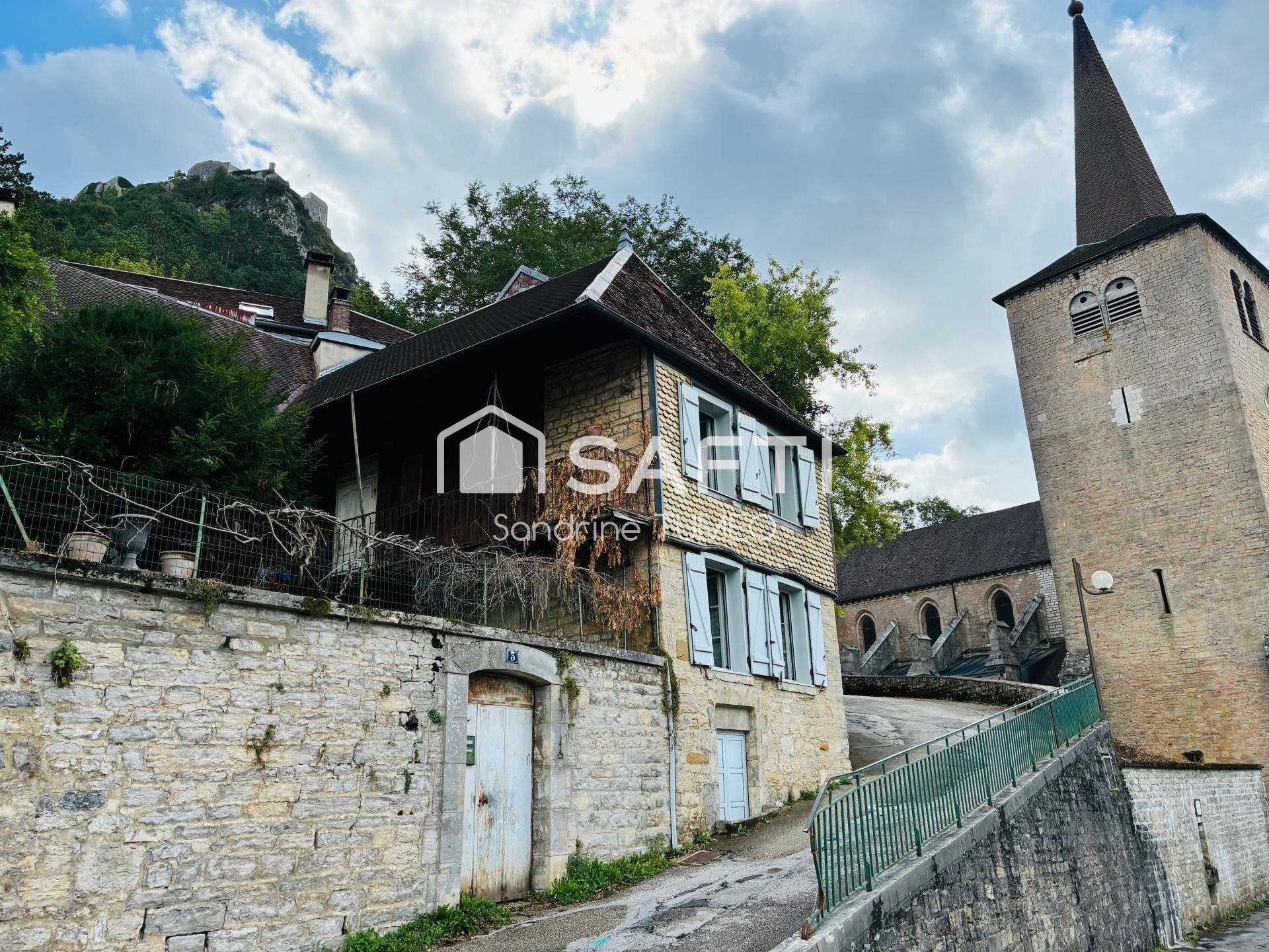 Maison à vendre, 141m², Salins-les-Bains