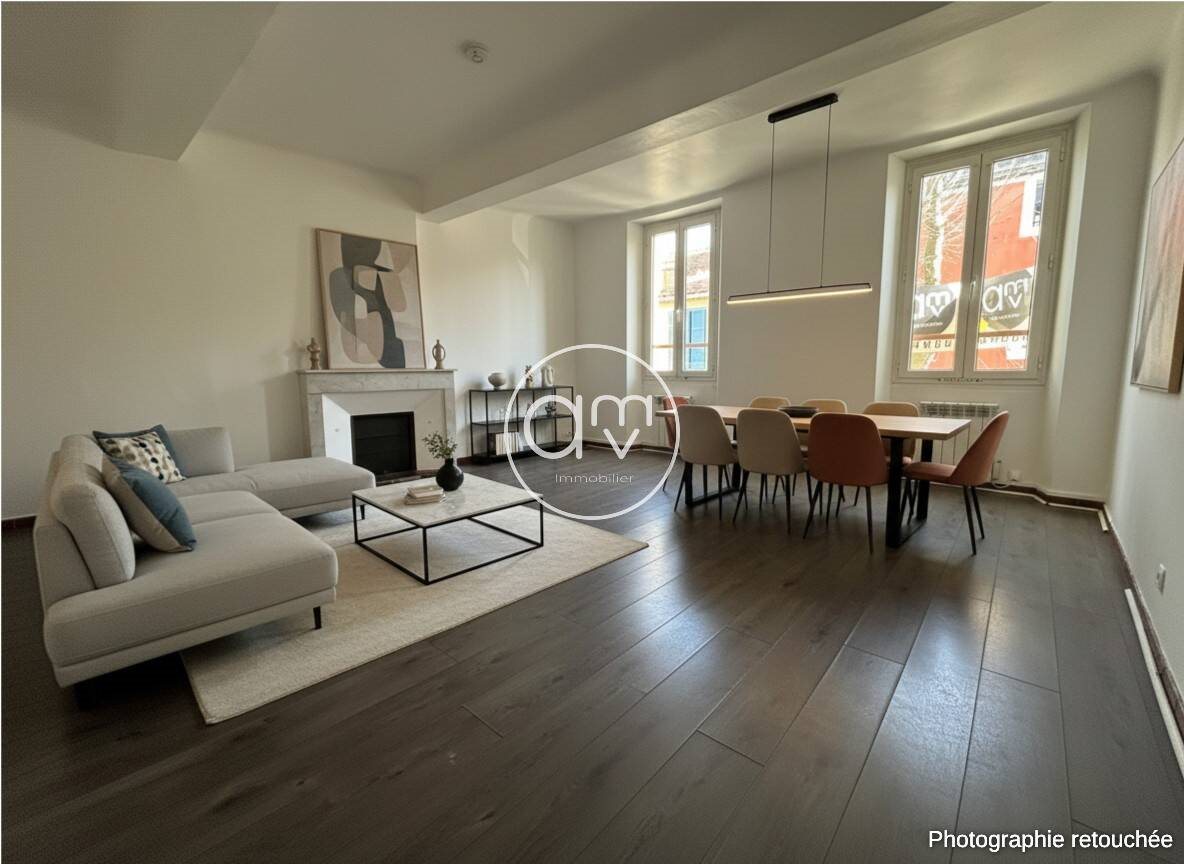 Appartement à vendre, 90m², Cuers