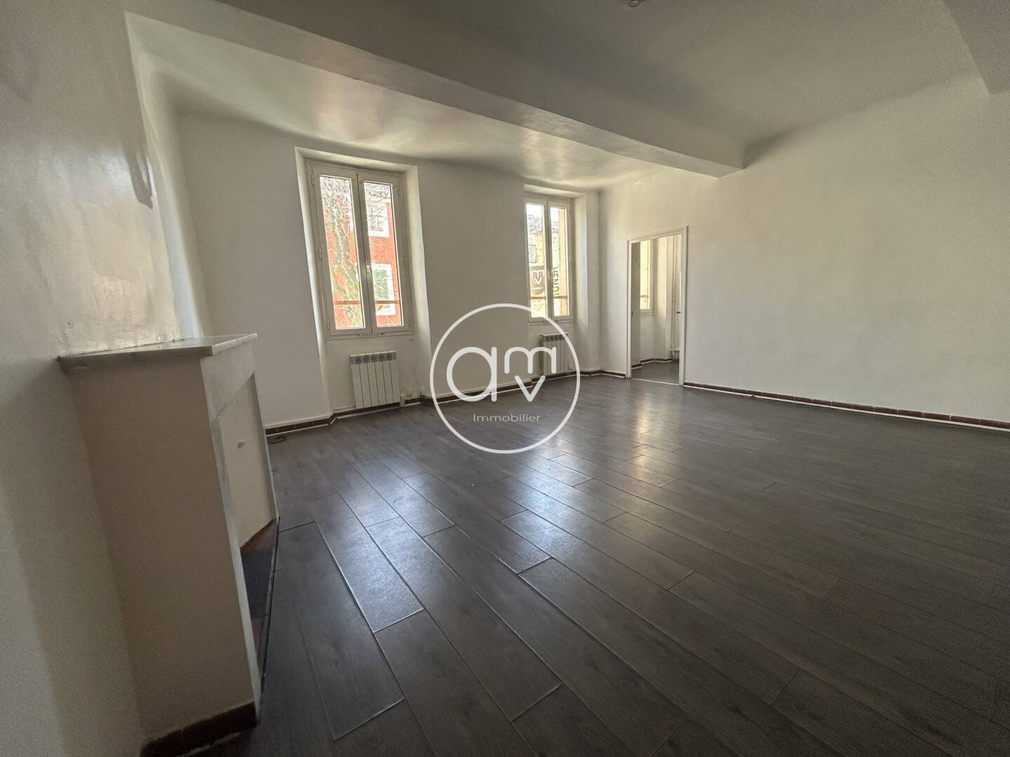 Appartement à vendre, 90m², Cuers