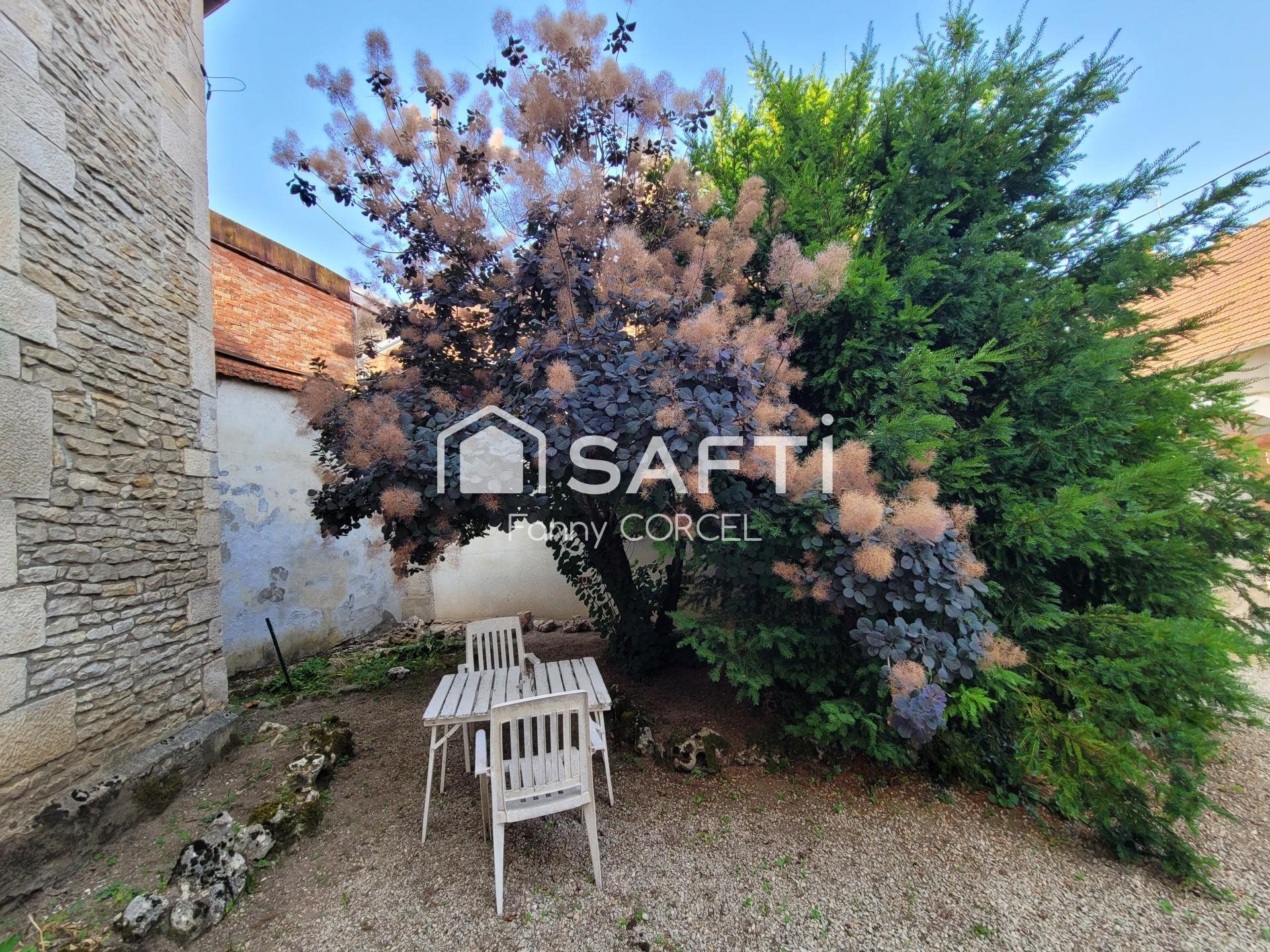 Maison à vendre, 221m², Leuglay
