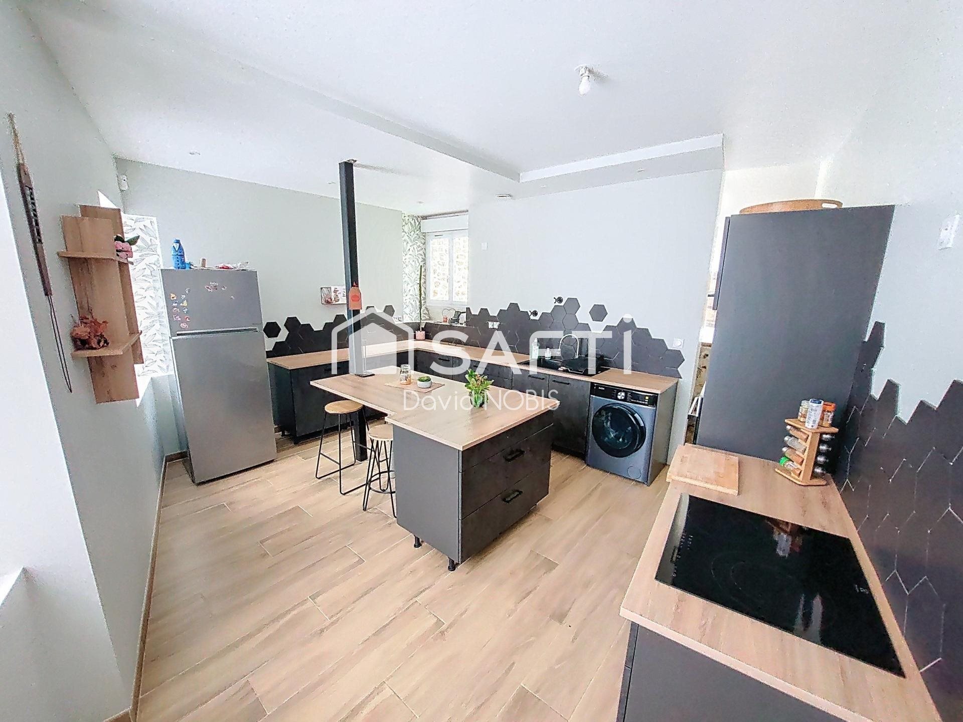 Maison à vendre, 115m², Saint-Denis-de-Gastines