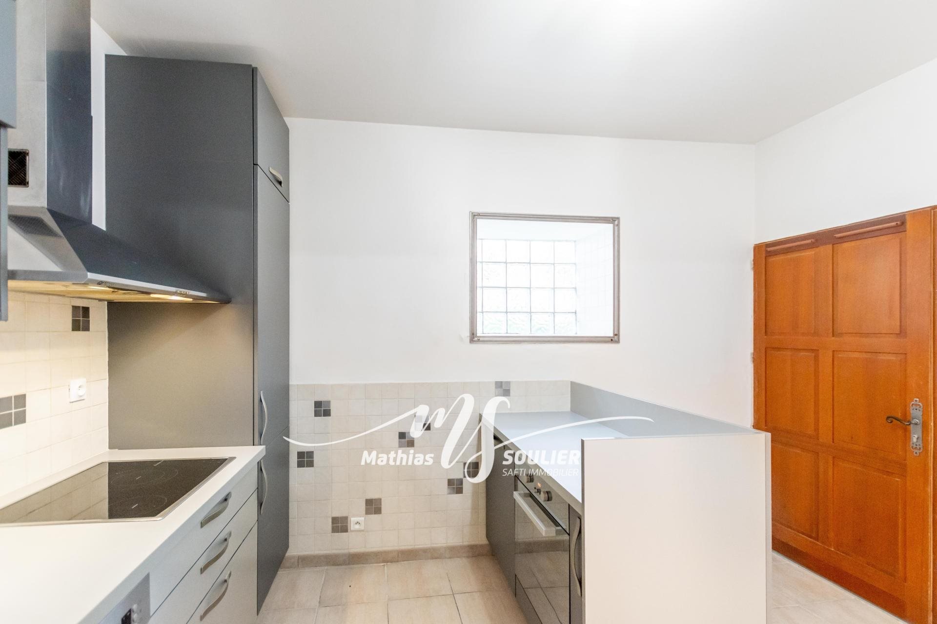 Appartement à vendre, 63m², Rousset