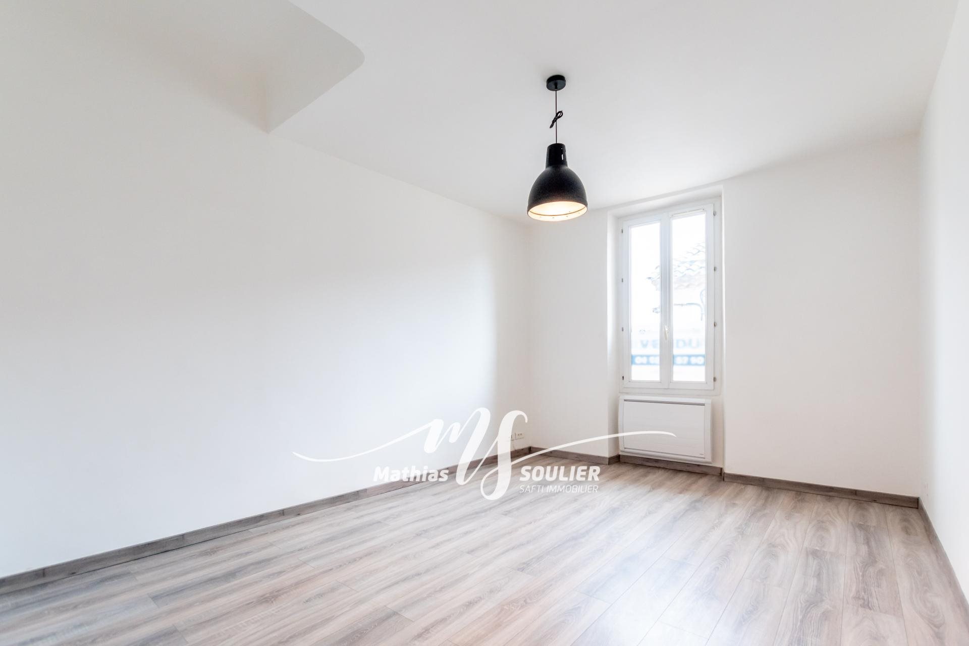 Appartement à vendre, 63m², Rousset