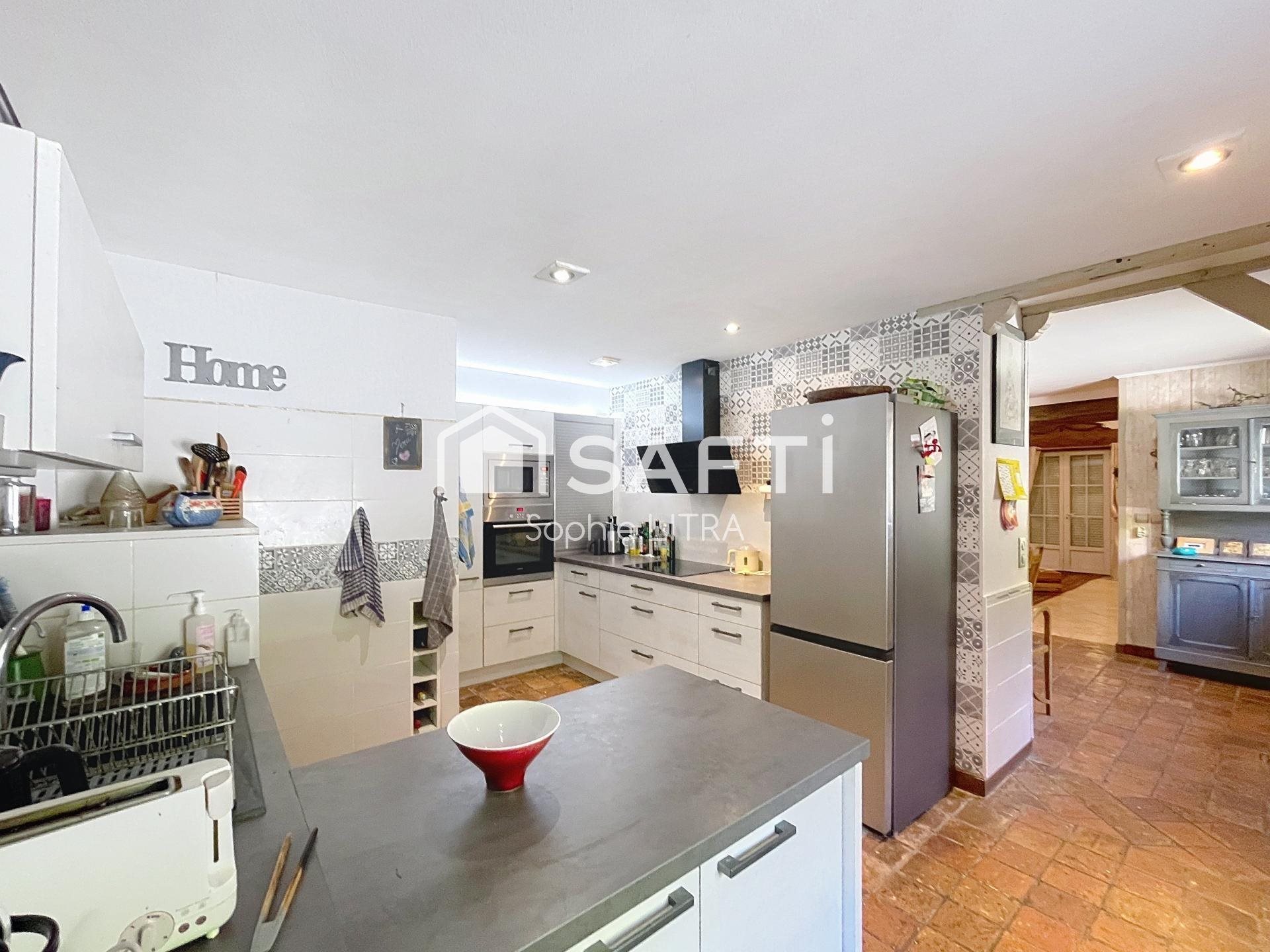 Maison à vendre, 250m², Egriselles-le-Bocage