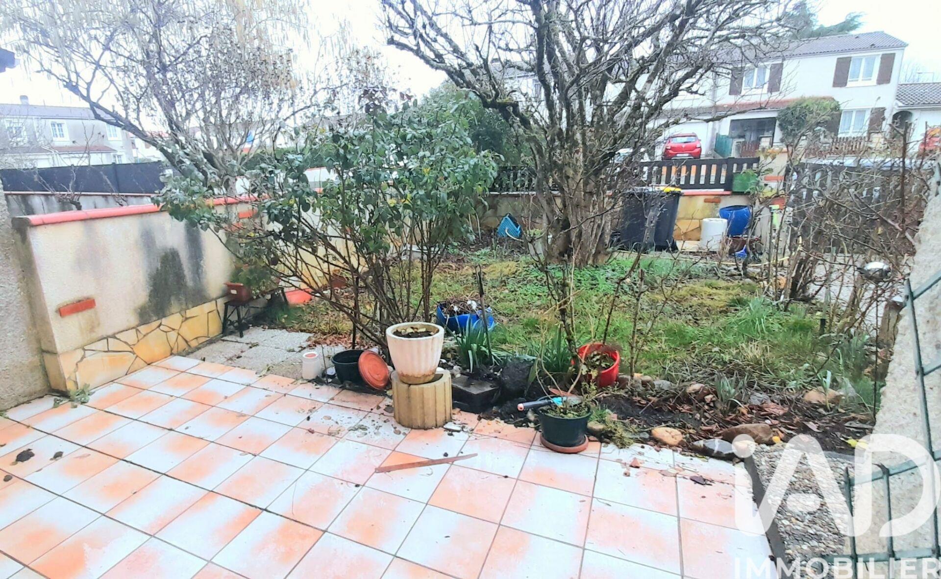 Maison à vendre, 107m², Boé