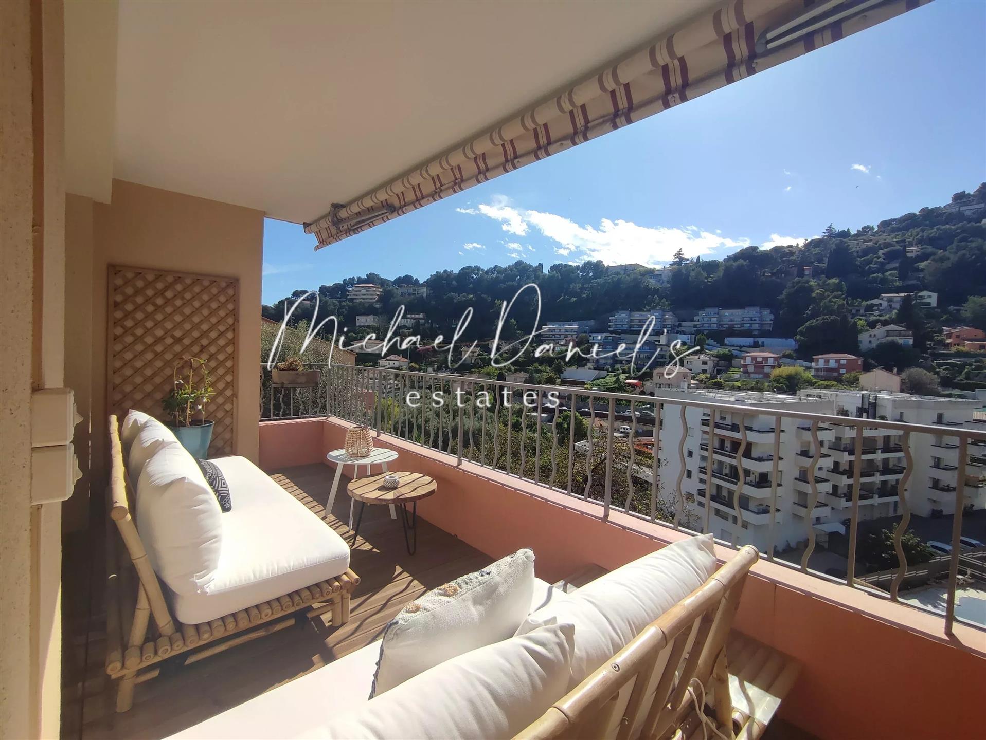 Four-room apartment in Menton
