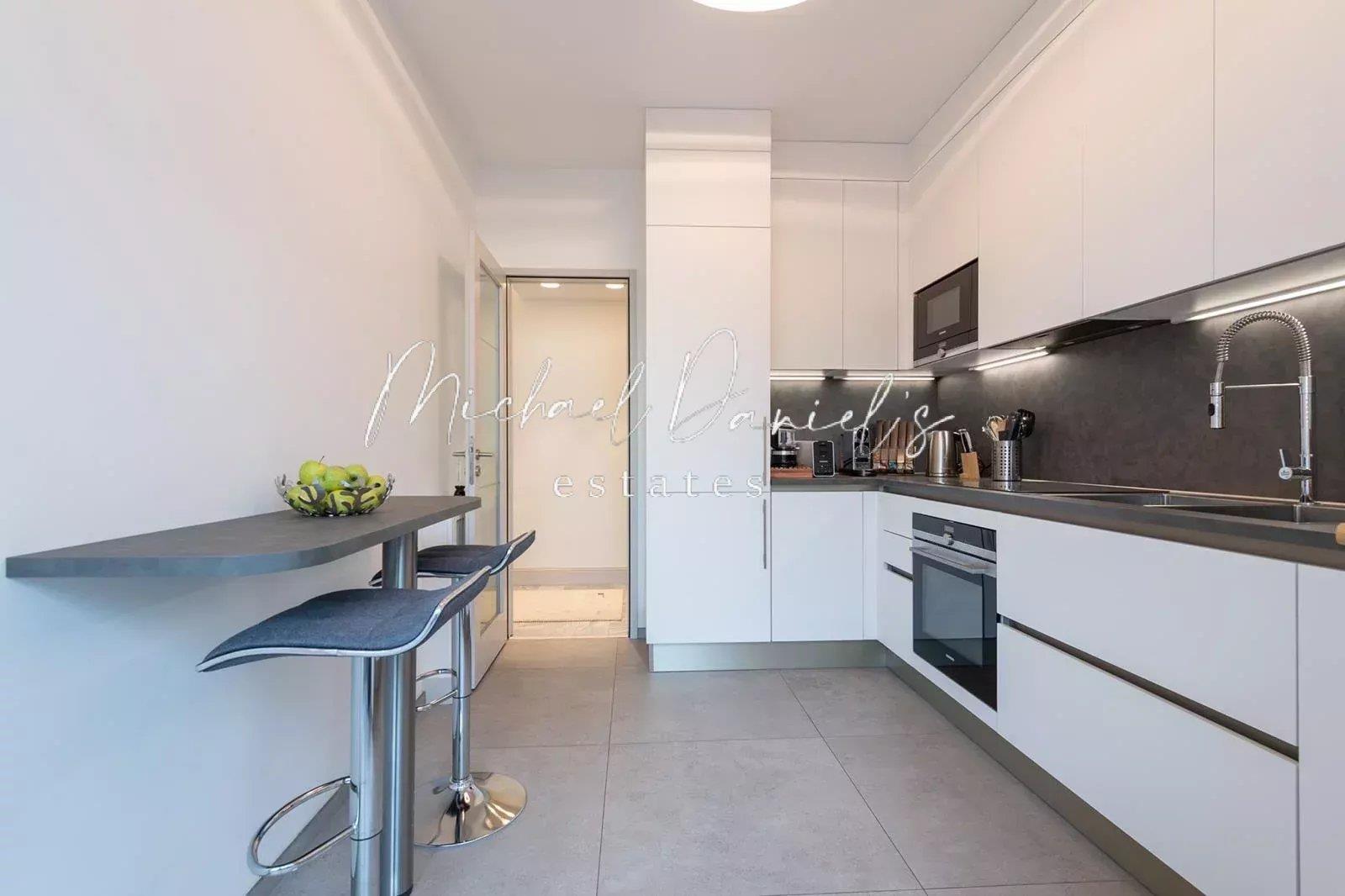 Splendid apartment with a sea view and on St Jean Cap Ferrat