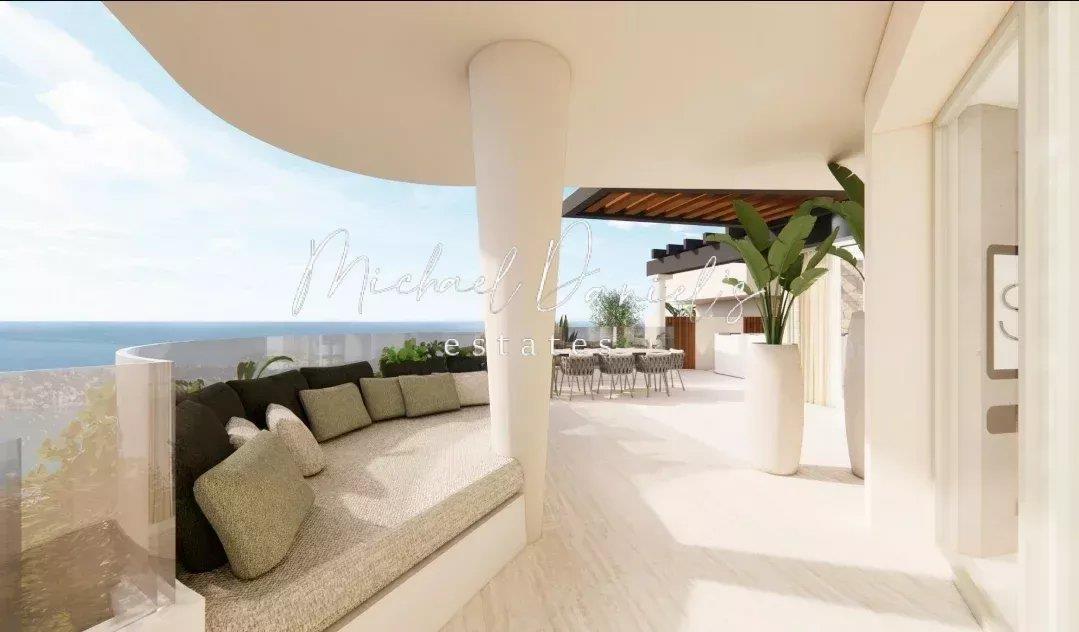 Newly build apartments in the hills of Villefranche .