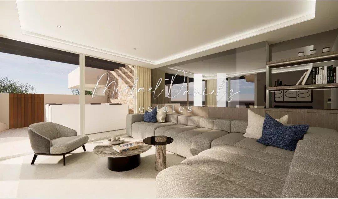 Newly build apartments in the hills of Villefranche .