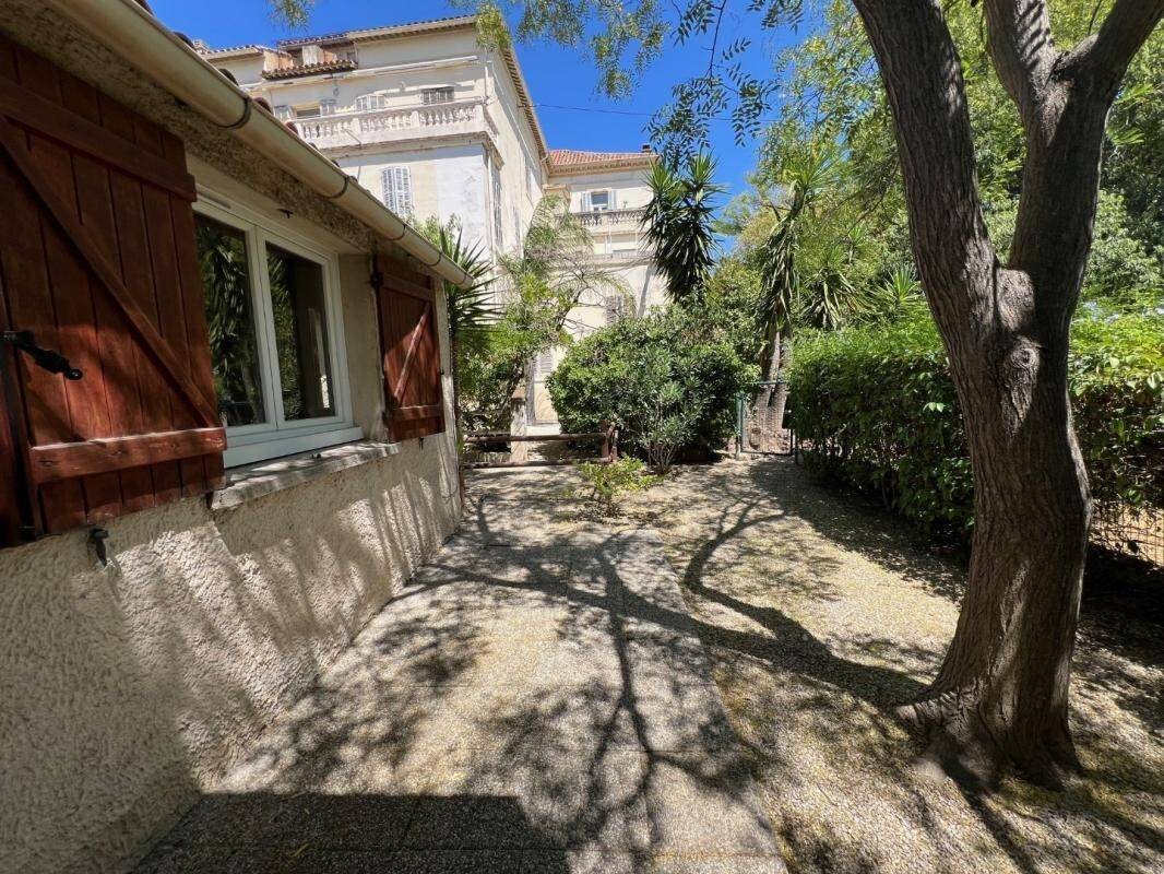 Maison à louer, 62m², Marseille 8ème