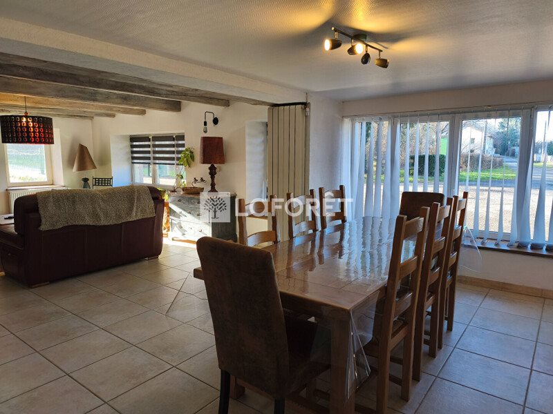 Appartement à louer, 136m², Métairies-Saint-Quirin