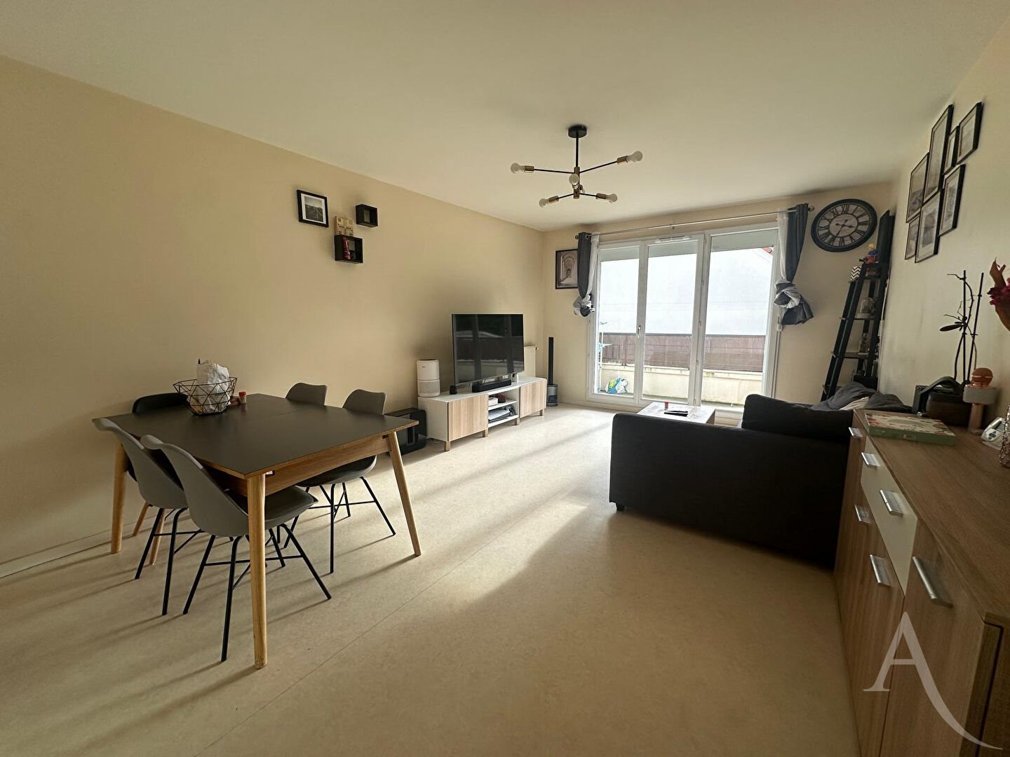 Appartement à louer, 68m², Mantes-la-Ville