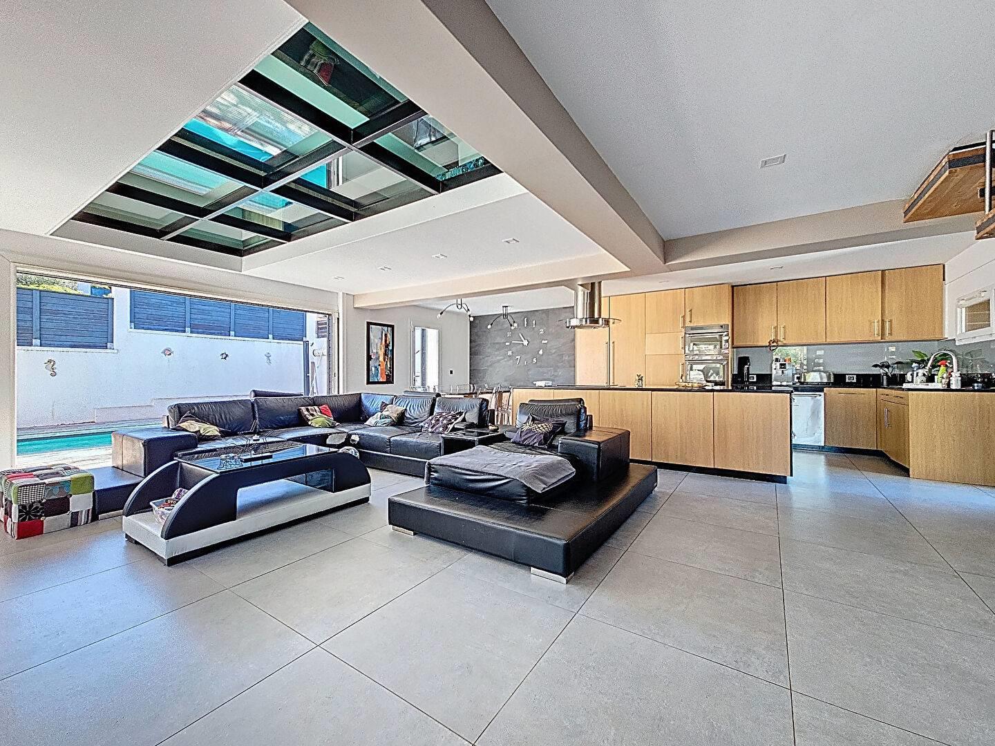 Maison à vendre, 285m², Marseille 13ème