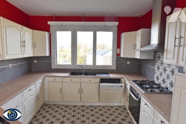 Maison à louer, 186m², Brée