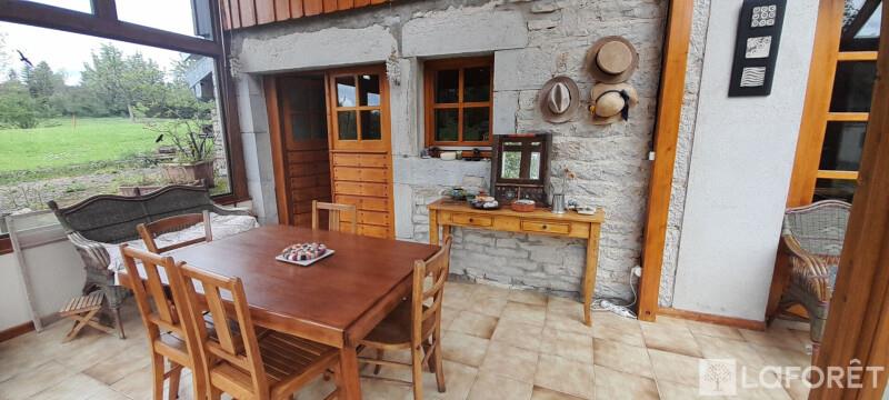 Appartement à vendre, 305m², Déservillers