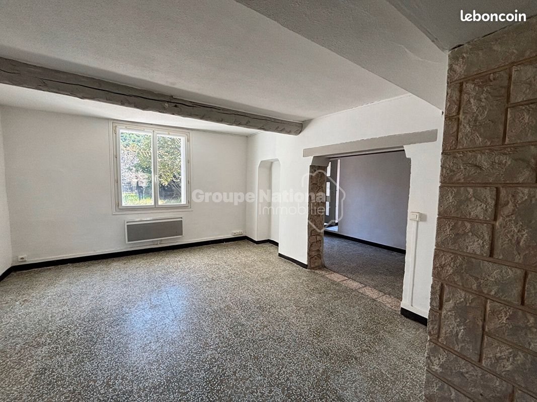 Maison à louer, 89m², Monteux