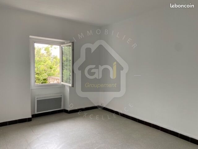 Maison à louer, 89m², Monteux