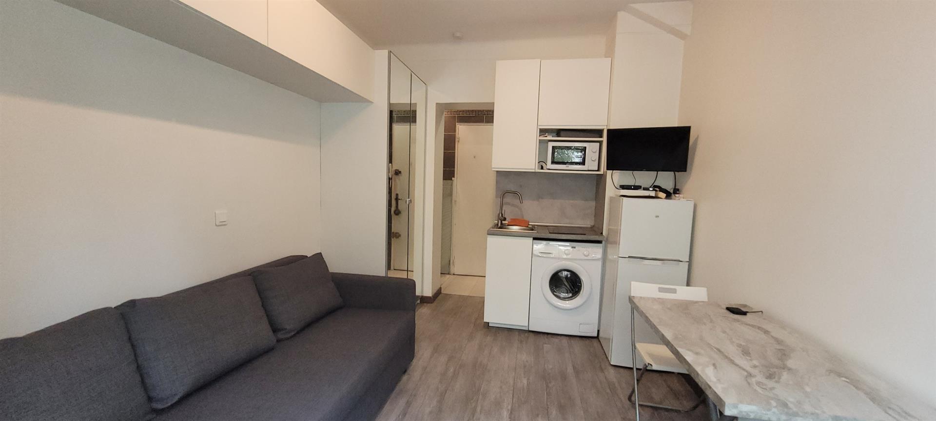 Appartement à louer, 14m², Paris 16ème