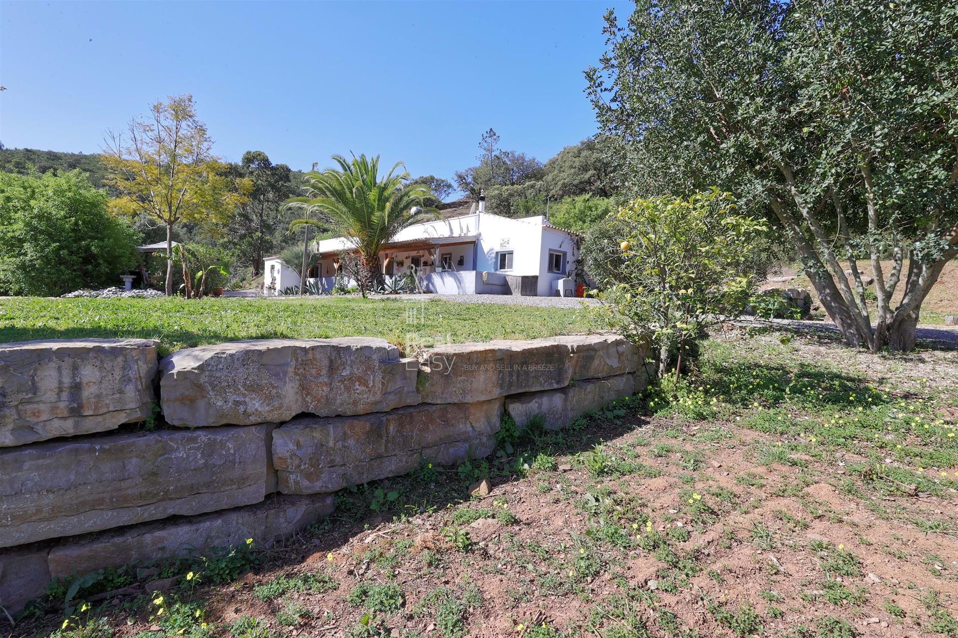 Rustieke boerderij in de Barrocal Algarve - Rustig uitje met zakelijk potentieel