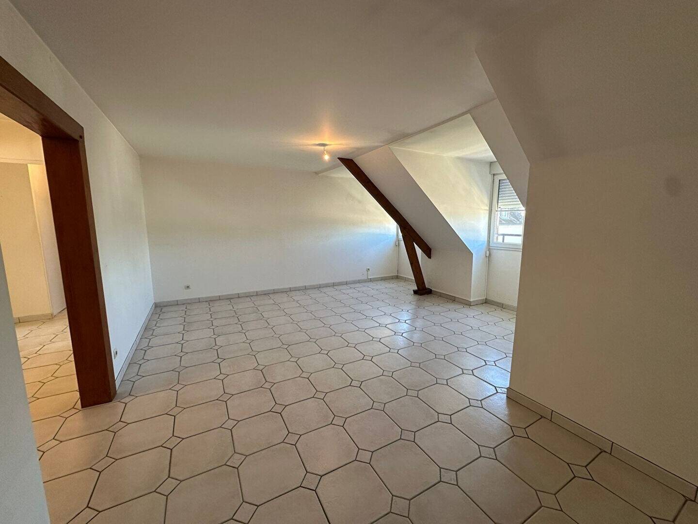 Appartement à louer, 64m², Provins