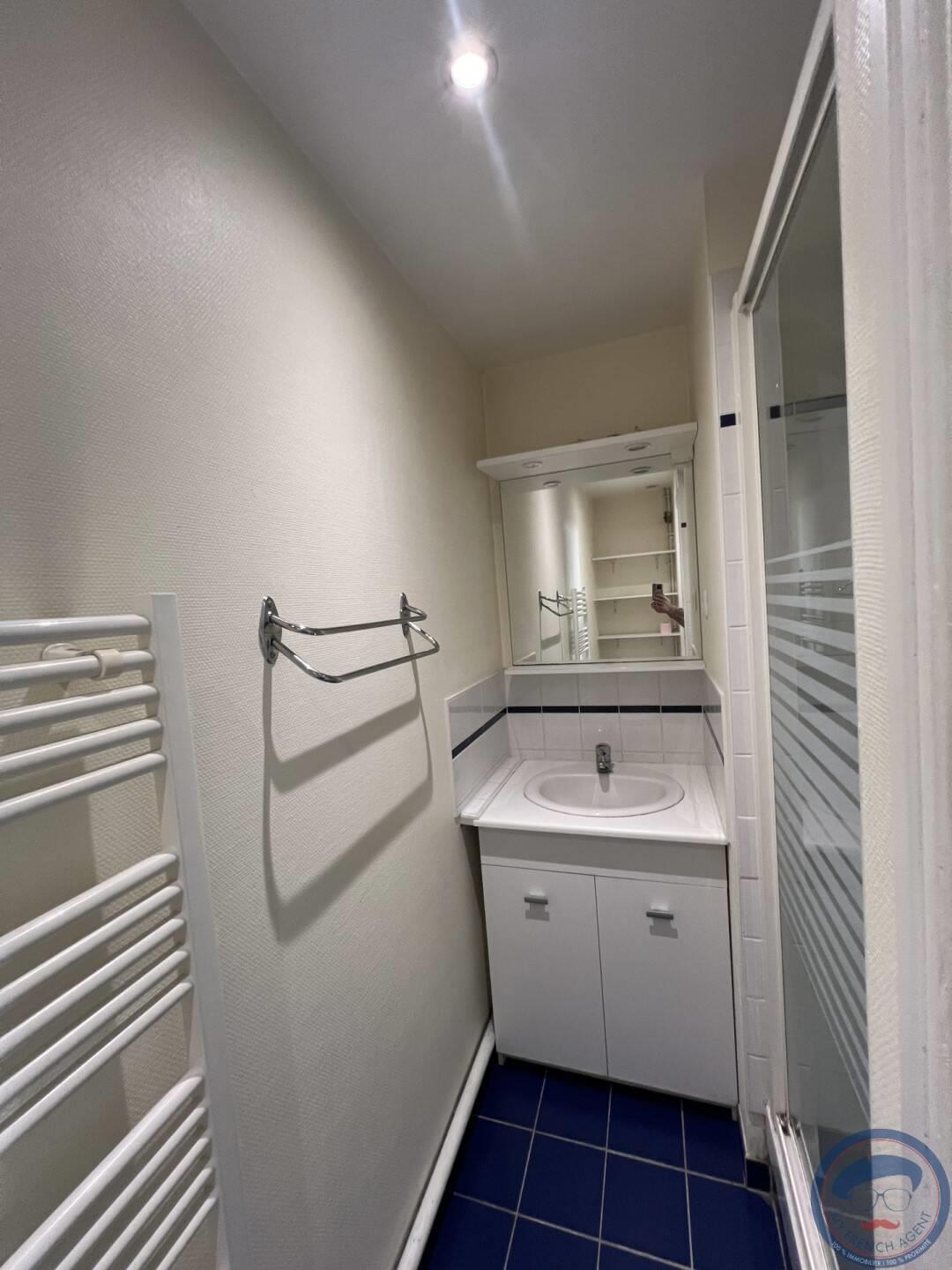 Appartement à louer, 23m², Tours