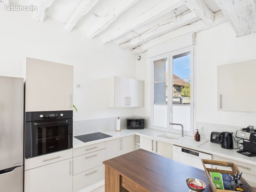 Maison à louer, 93m², Macey