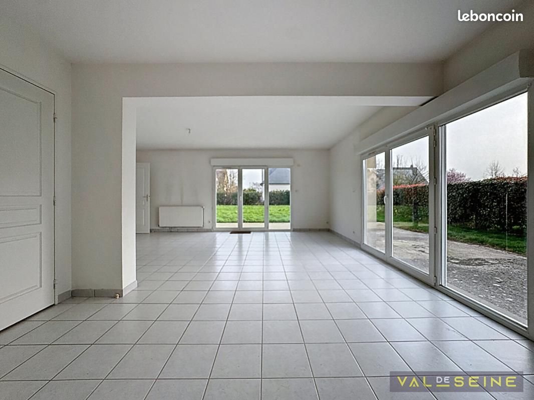 Maison à louer, 143m², Houppeville