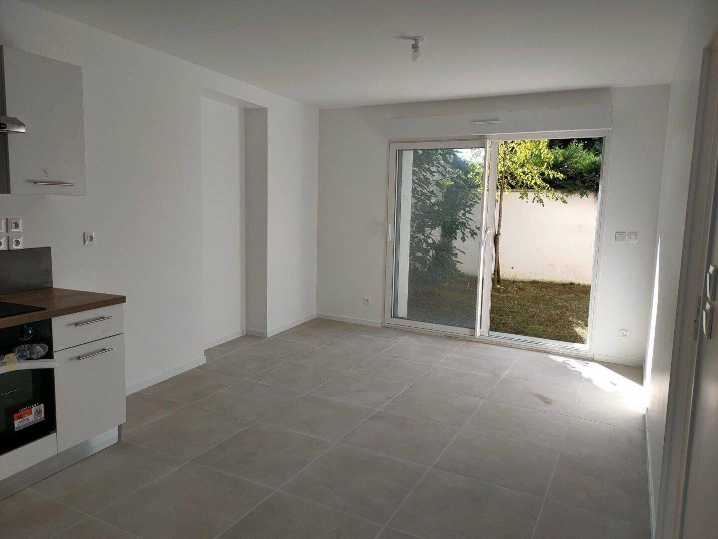 Appartement à louer, 39m², Sathonay-Village