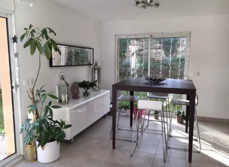 Maison à louer, 116m², Fontaines-Saint-Martin