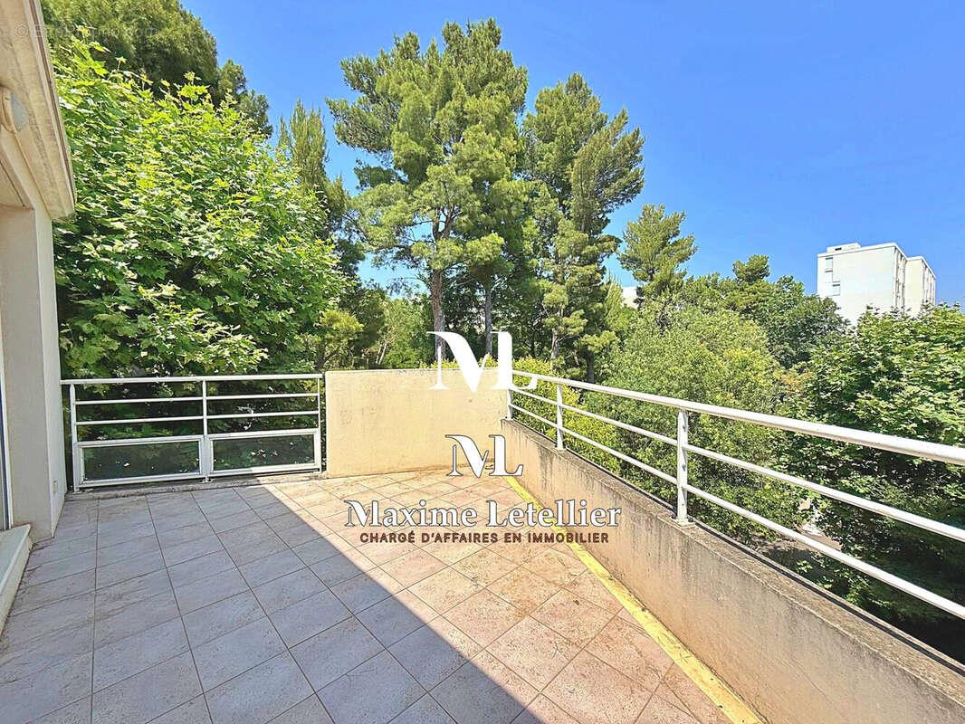 Appartement à vendre, 69m², Marseille 11ème