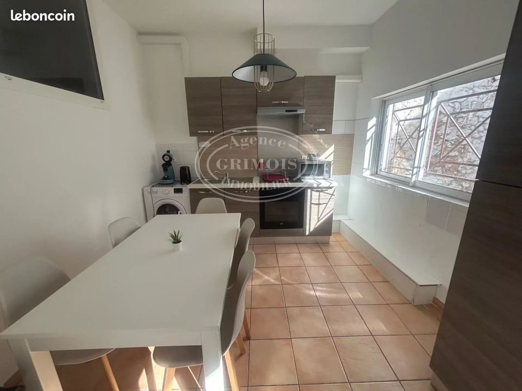 Appartement à louer, 65m², Lézignan-Corbières