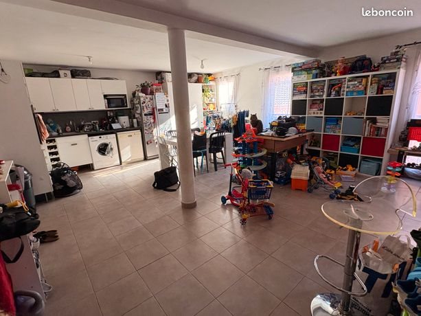 Appartement à louer, 71m², Nans-les-Pins