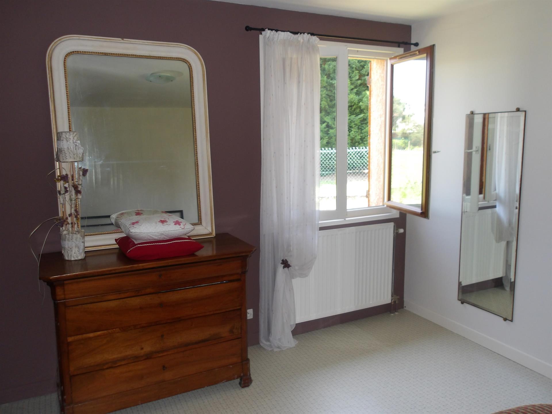 Superbe maison plain pied traditionnelle en impasse au calme Riorges centre
