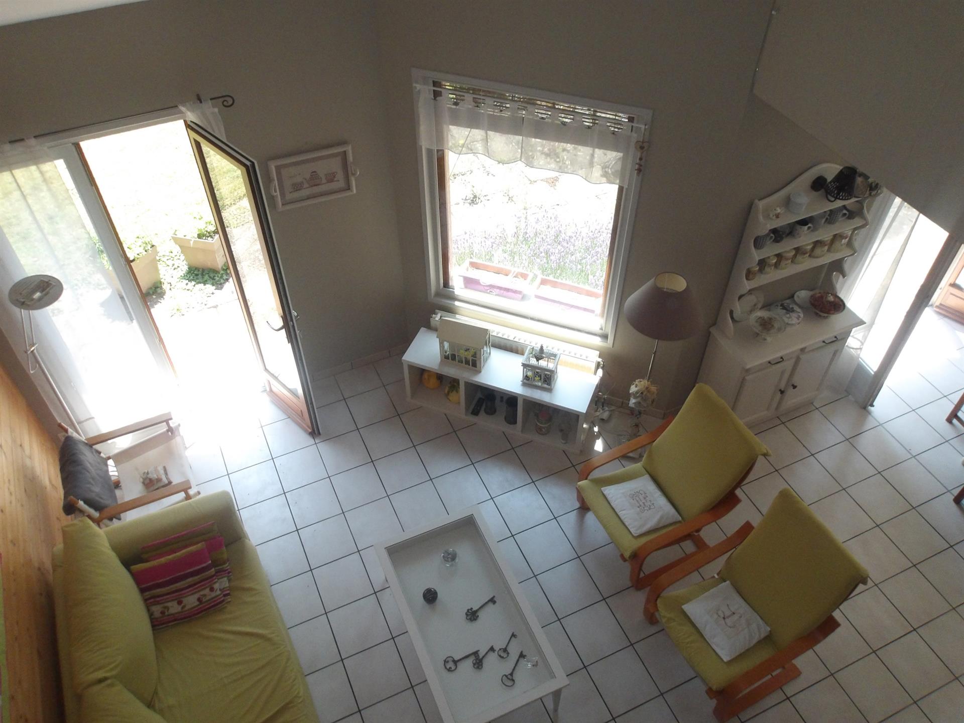 Superbe maison plain pied traditionnelle en impasse au calme Riorges centre