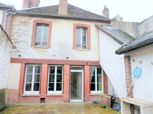 A vendre Maison 100 m² à Villeneuve L'archeveque 46 000 € | Optimhome Immobilier